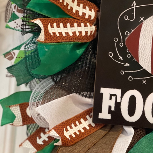 Football Wreath - Customizable Football Season FAMILY wreath - Picture 3 of 11